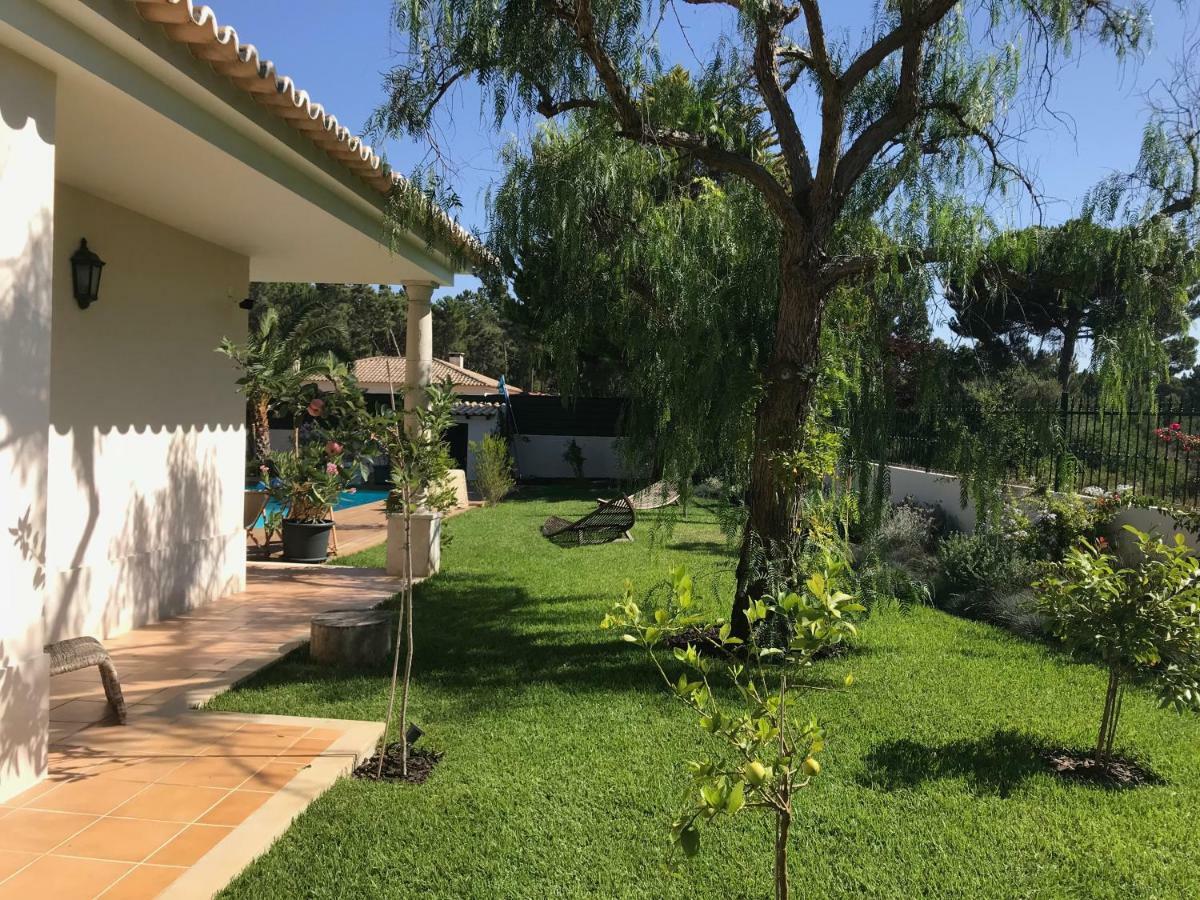 Buganvilias Do Meco Guest House Sesimbra Eksteriør bilde